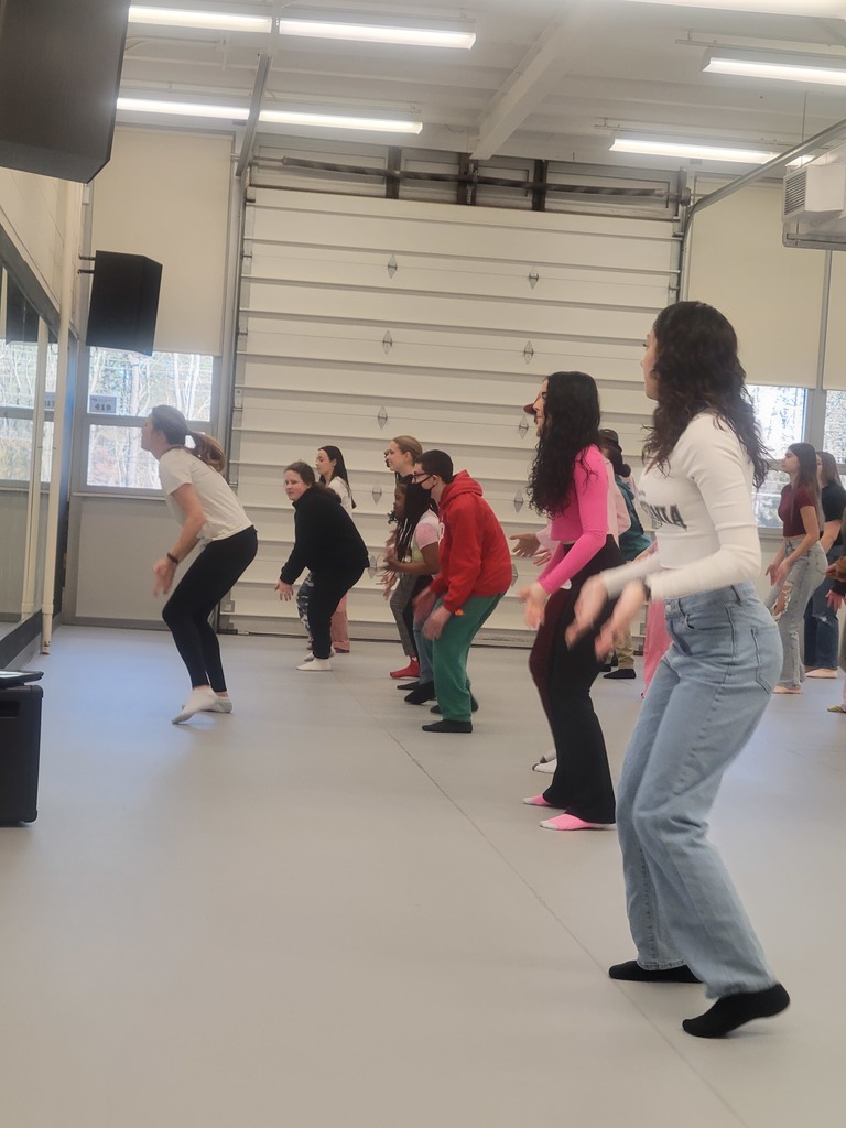 In honor of Black History Month, Mrs. Nicklow's Social Dynamics class and Mrs. Gaskill's per 4 Dance Ensemble teamed up to learn traditional African dances.  Thank you for the invite! We had so much fun!